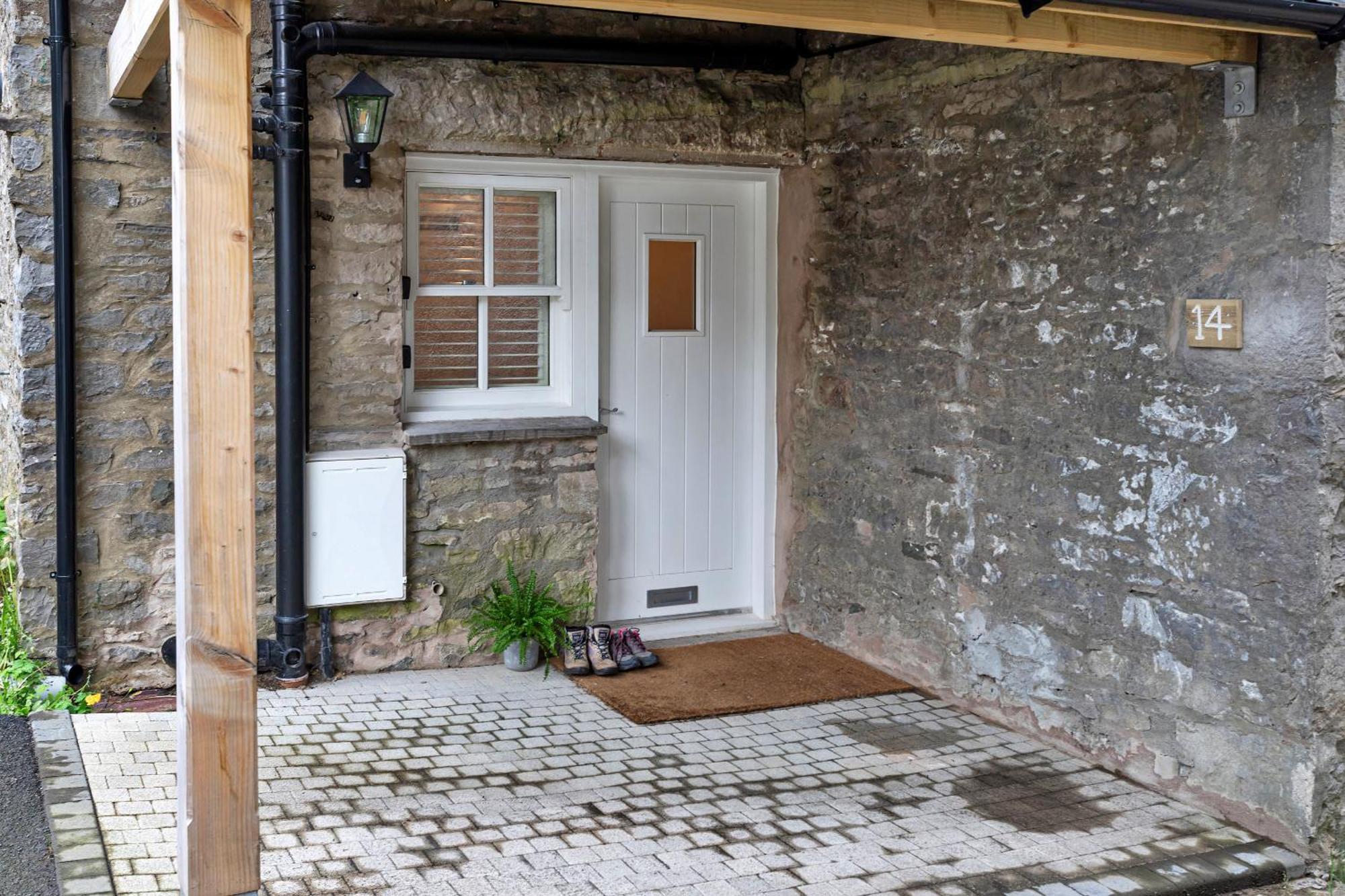 Finest Retreats - Courtyard Holiday home Kendal
